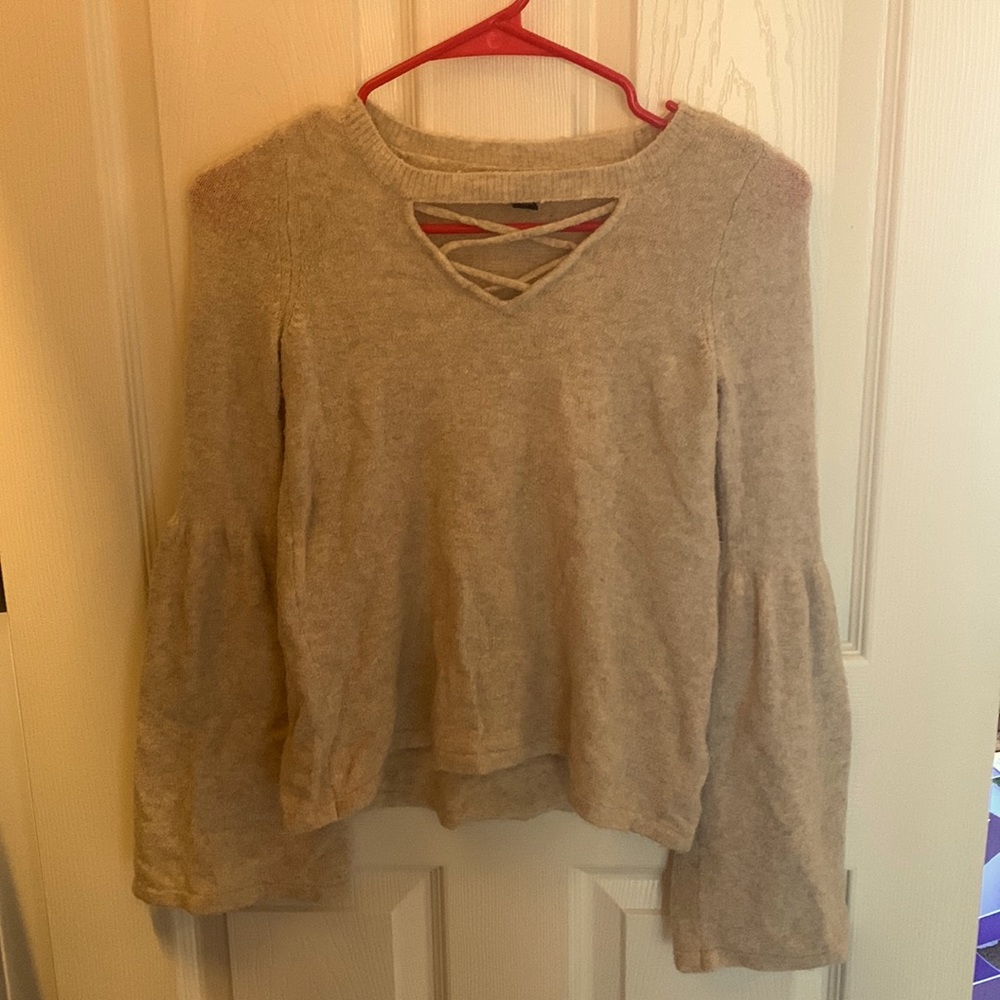 American Eagle tan sweater